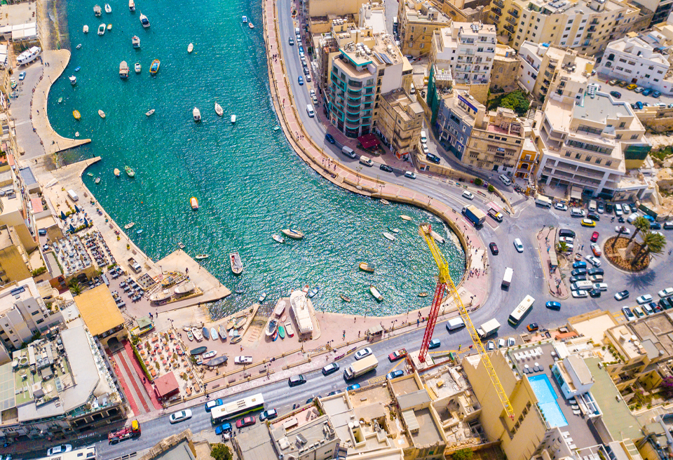 Kıbrıs gayrimenkulü yatırımcıyı cezbediyor